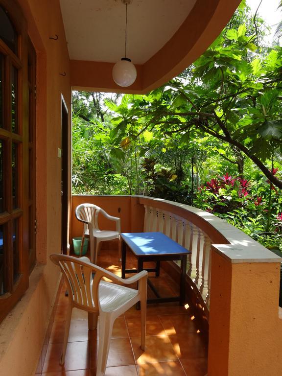 Pinto Guest House Candolim Room photo